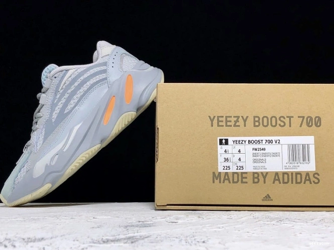 V2 Boost Adidas 'Inertia' FW2549 Yeezy 700 1212